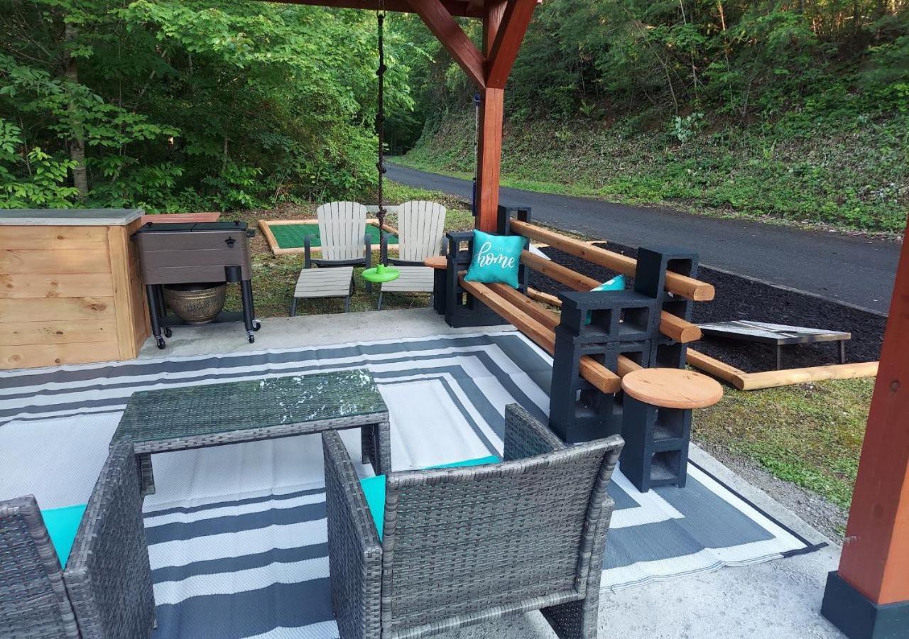 Fabulous Pet-Friendly, Family Cabin With Outdoor Kitchen, Hot Tub, Sauna, Fireplace, Theater Room, Arcade, Pool Table, And Fire Pit Within Minuties Of Dollywood Сев'єрвілл Екстер'єр фото