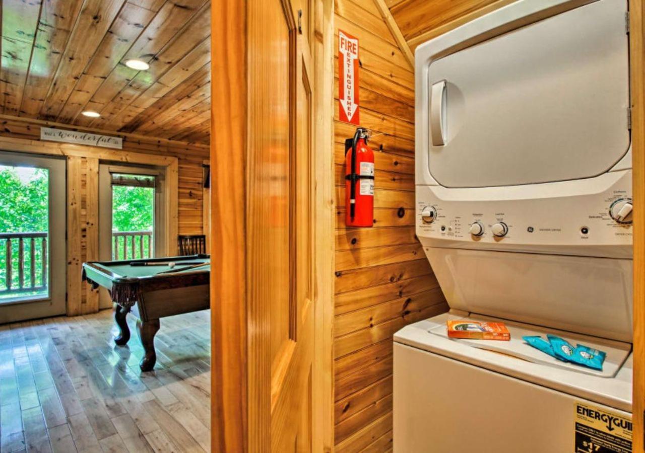 Fabulous Pet-Friendly, Family Cabin With Outdoor Kitchen, Hot Tub, Sauna, Fireplace, Theater Room, Arcade, Pool Table, And Fire Pit Within Minuties Of Dollywood Сев'єрвілл Екстер'єр фото