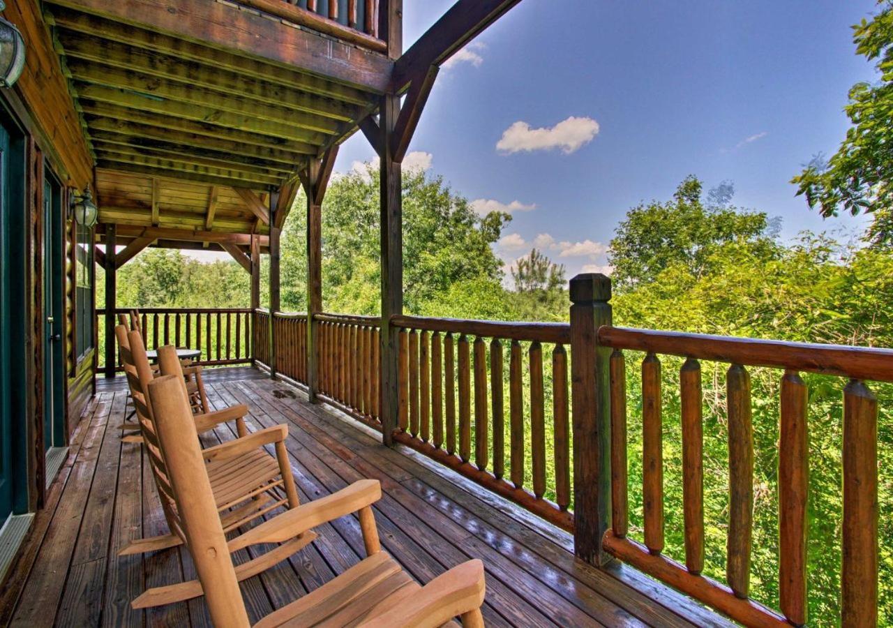Fabulous Pet-Friendly, Family Cabin With Outdoor Kitchen, Hot Tub, Sauna, Fireplace, Theater Room, Arcade, Pool Table, And Fire Pit Within Minuties Of Dollywood Сев'єрвілл Екстер'єр фото