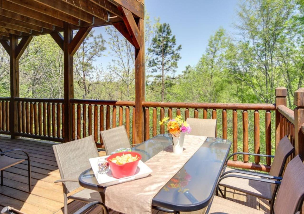 Fabulous Pet-Friendly, Family Cabin With Outdoor Kitchen, Hot Tub, Sauna, Fireplace, Theater Room, Arcade, Pool Table, And Fire Pit Within Minuties Of Dollywood Сев'єрвілл Екстер'єр фото