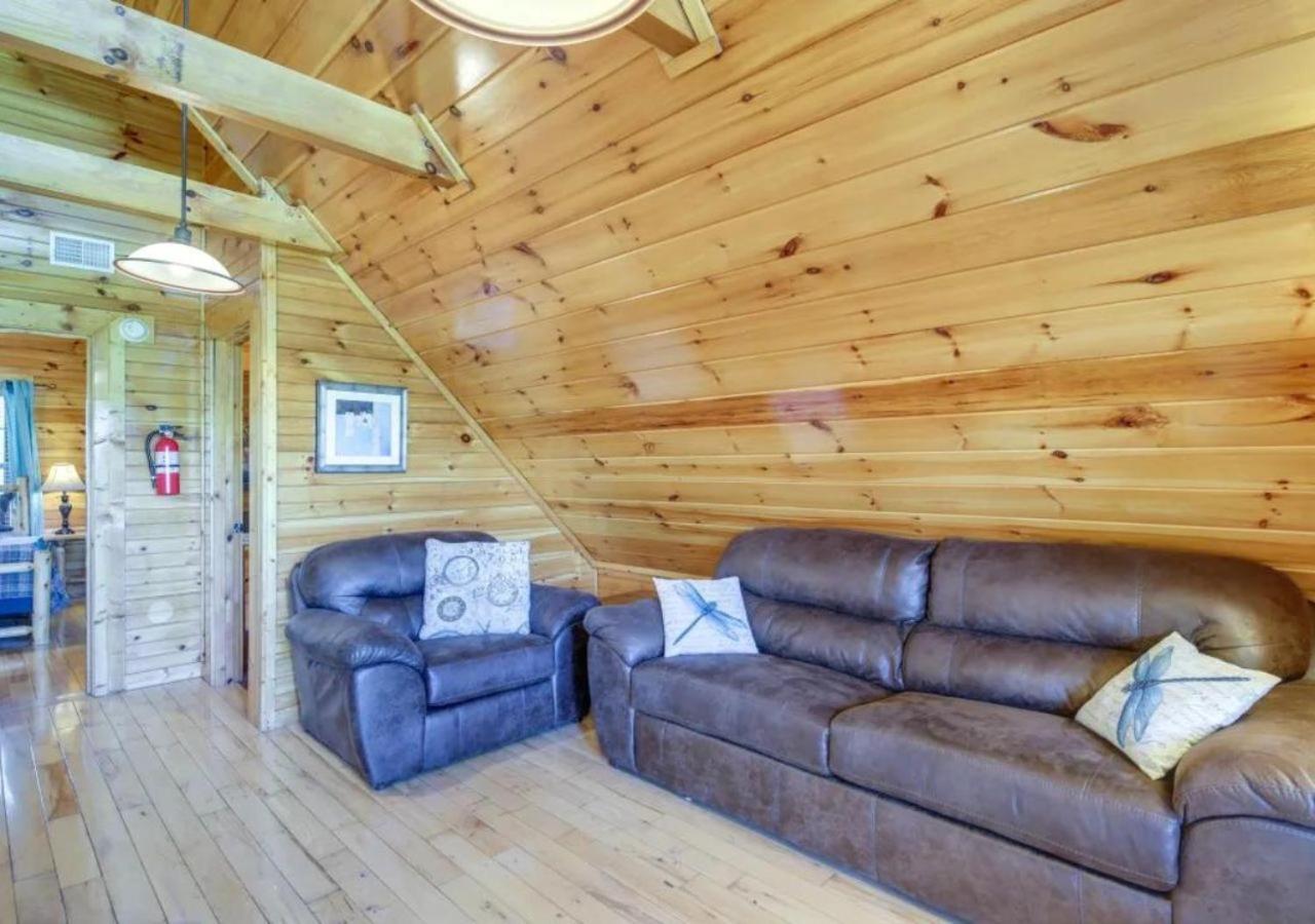 Fabulous Pet-Friendly, Family Cabin With Outdoor Kitchen, Hot Tub, Sauna, Fireplace, Theater Room, Arcade, Pool Table, And Fire Pit Within Minuties Of Dollywood Сев'єрвілл Екстер'єр фото