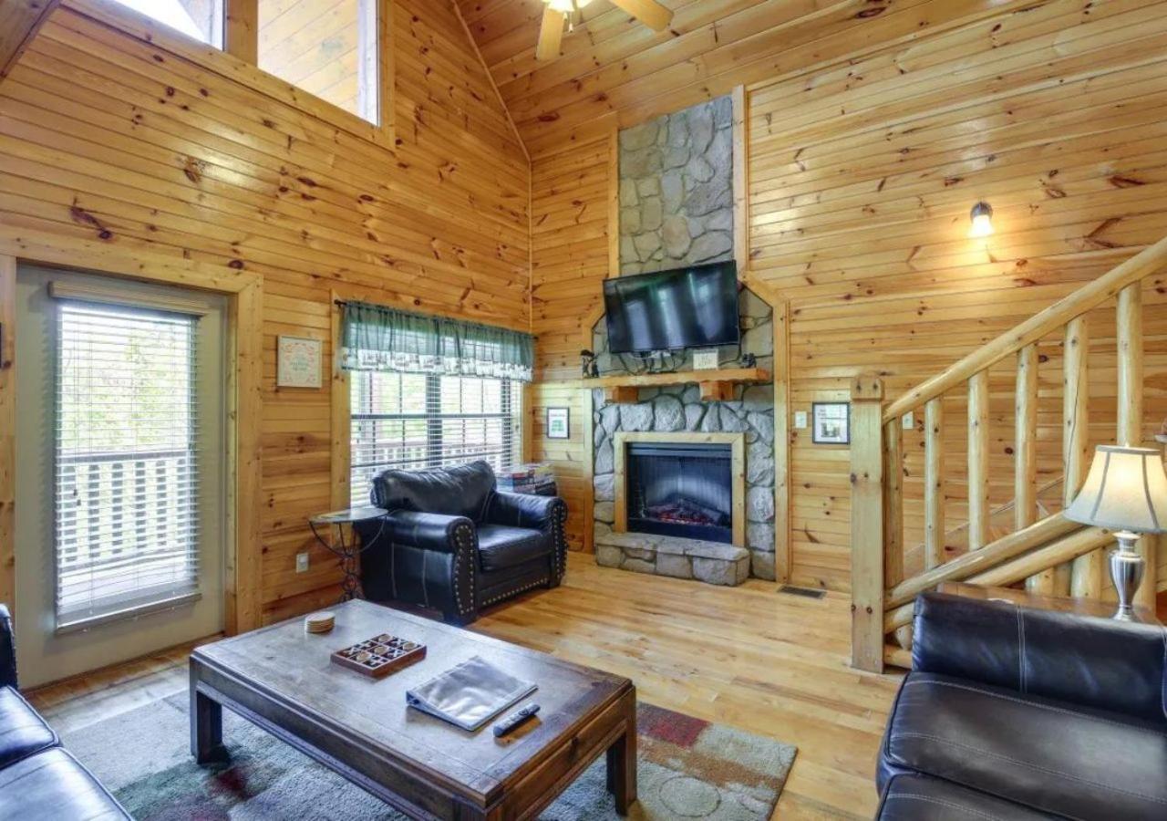 Fabulous Pet-Friendly, Family Cabin With Outdoor Kitchen, Hot Tub, Sauna, Fireplace, Theater Room, Arcade, Pool Table, And Fire Pit Within Minuties Of Dollywood Сев'єрвілл Екстер'єр фото