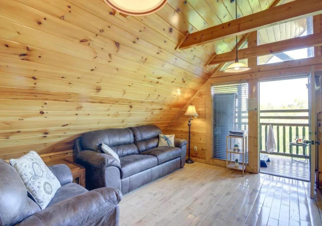 Fabulous Pet-Friendly, Family Cabin With Outdoor Kitchen, Hot Tub, Sauna, Fireplace, Theater Room, Arcade, Pool Table, And Fire Pit Within Minuties Of Dollywood Сев'єрвілл Екстер'єр фото