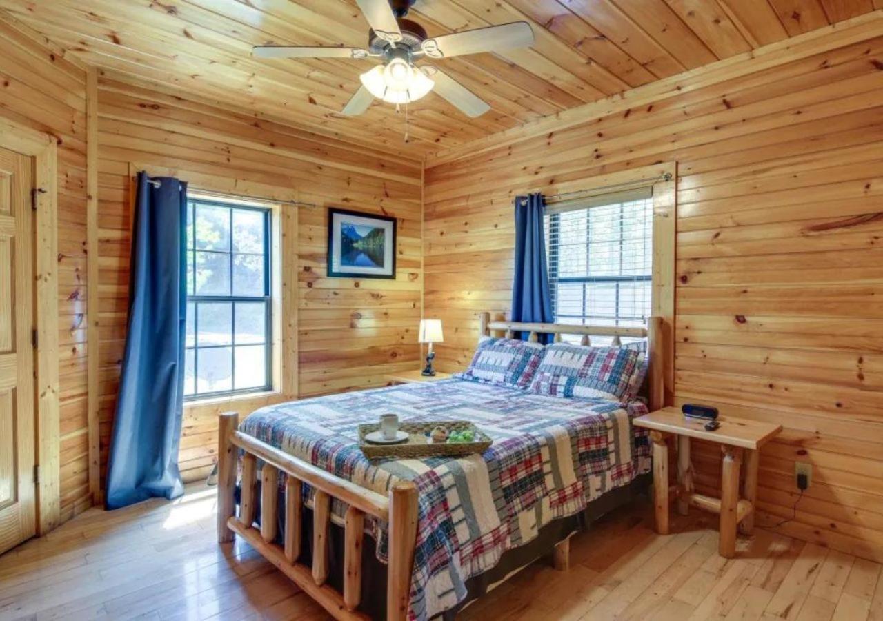 Fabulous Pet-Friendly, Family Cabin With Outdoor Kitchen, Hot Tub, Sauna, Fireplace, Theater Room, Arcade, Pool Table, And Fire Pit Within Minuties Of Dollywood Сев'єрвілл Екстер'єр фото