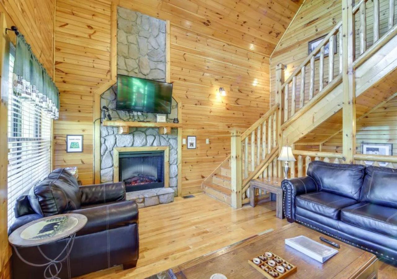 Fabulous Pet-Friendly, Family Cabin With Outdoor Kitchen, Hot Tub, Sauna, Fireplace, Theater Room, Arcade, Pool Table, And Fire Pit Within Minuties Of Dollywood Сев'єрвілл Екстер'єр фото